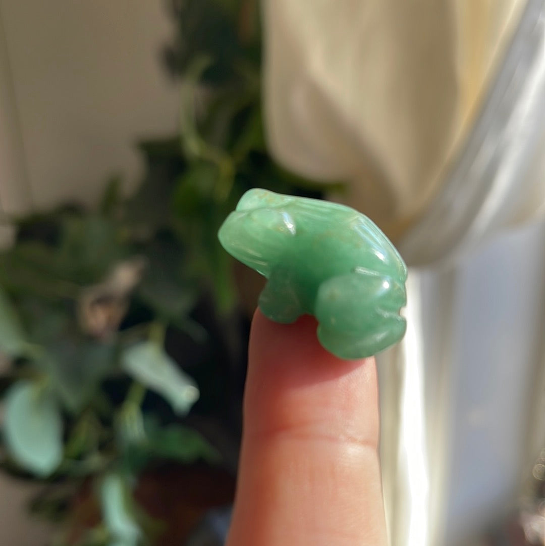 Mini Frog Carving | Different Stones Available