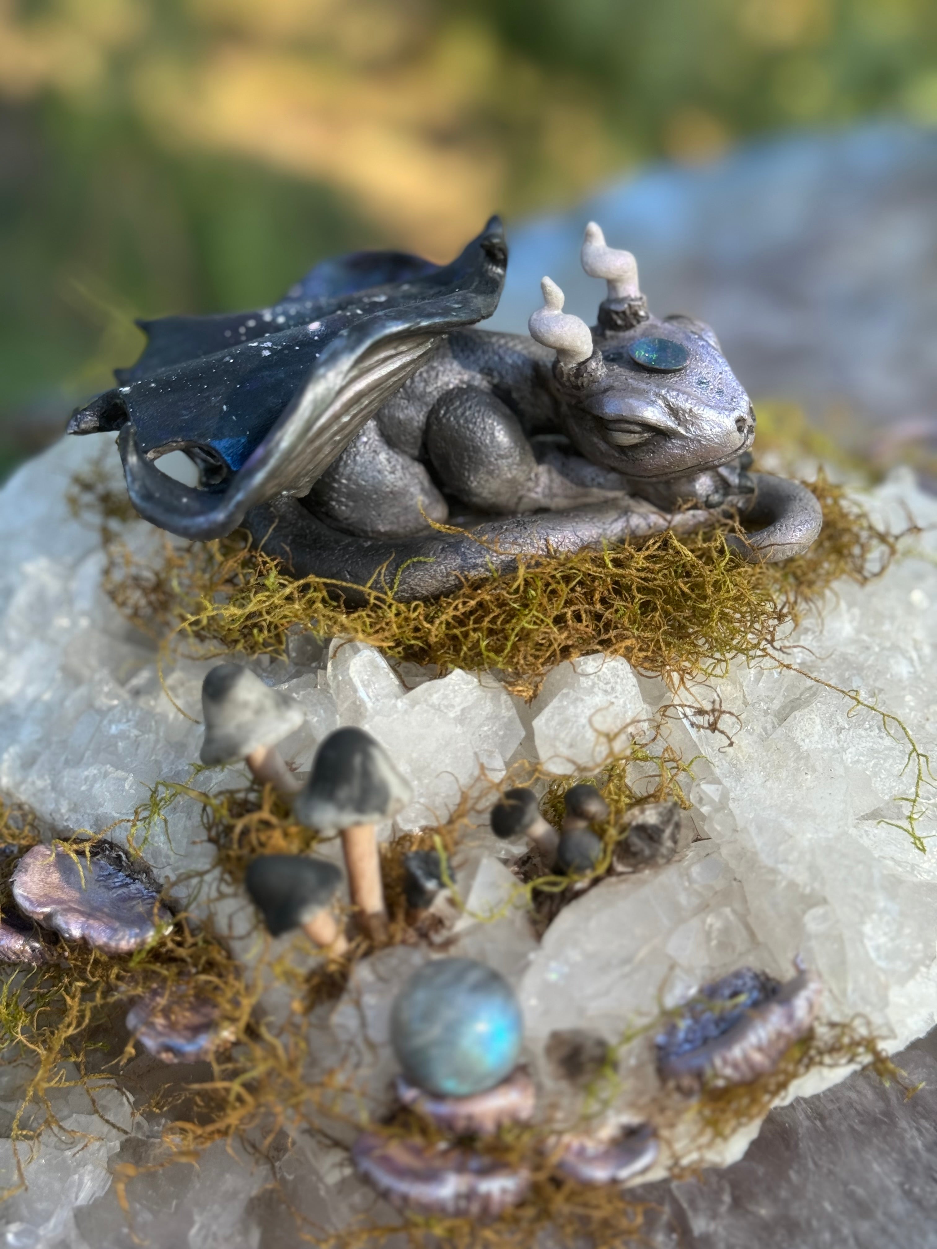 Astraeus Baby Galaxy Dragon & Crystal & Moss Bed