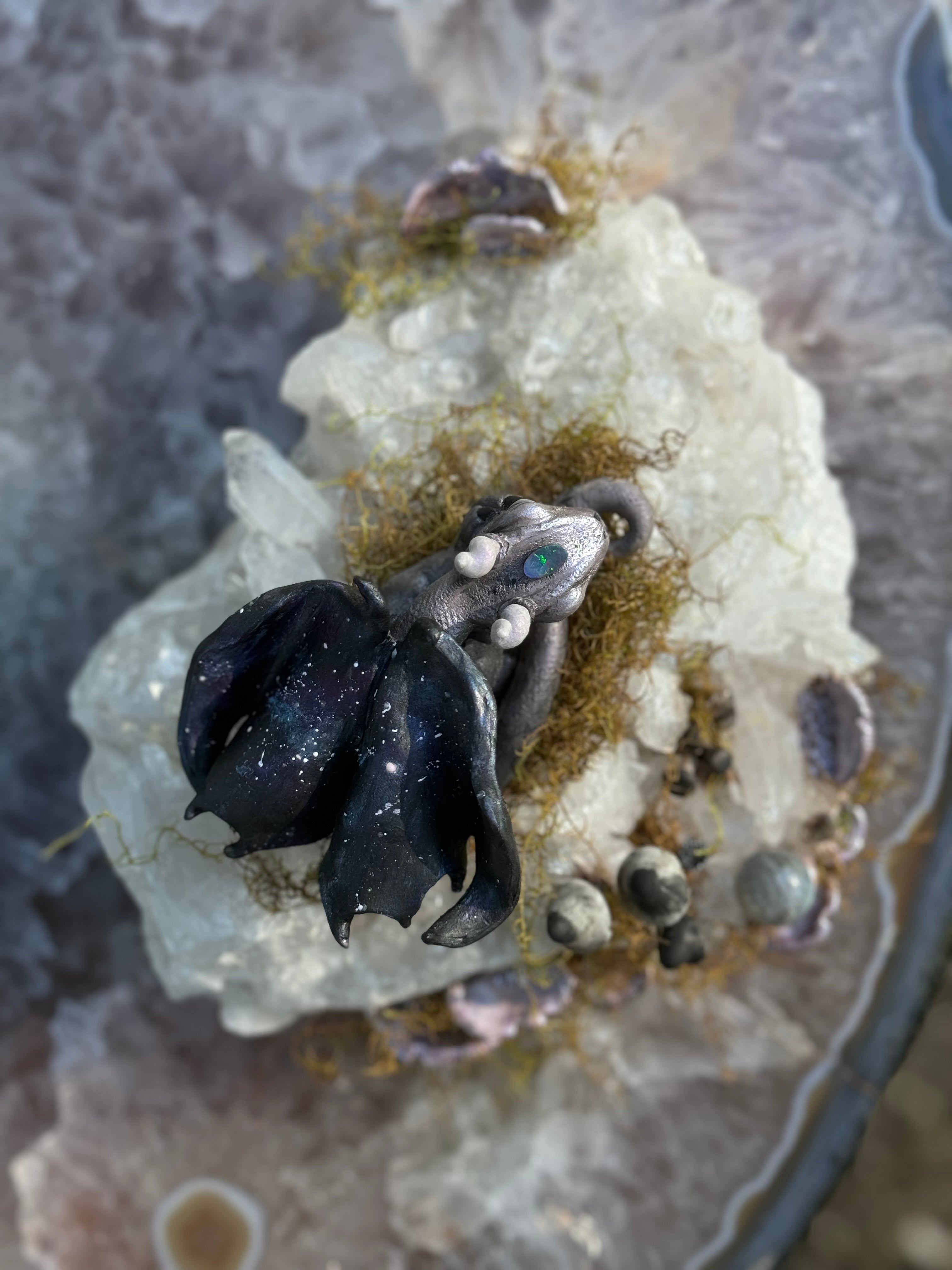 Astraeus Baby Galaxy Dragon & Crystal & Moss Bed