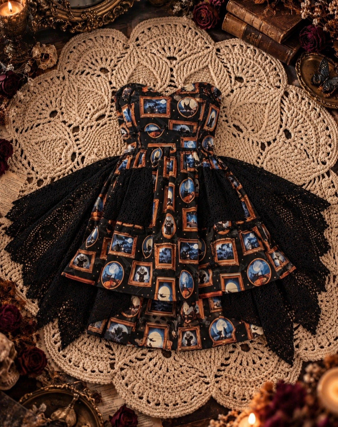 The Curious Cat Gallery – One-of-a-Kind Gothic Sweetheart Dress 🖤