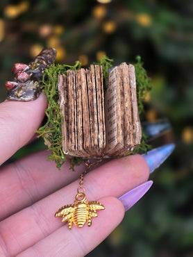 The Bee Keeper’s Forgotten Miniature Tome