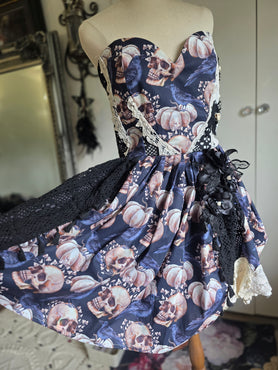 The Raven's Requiem – One of a Kind Gothic Sweetheart Dress