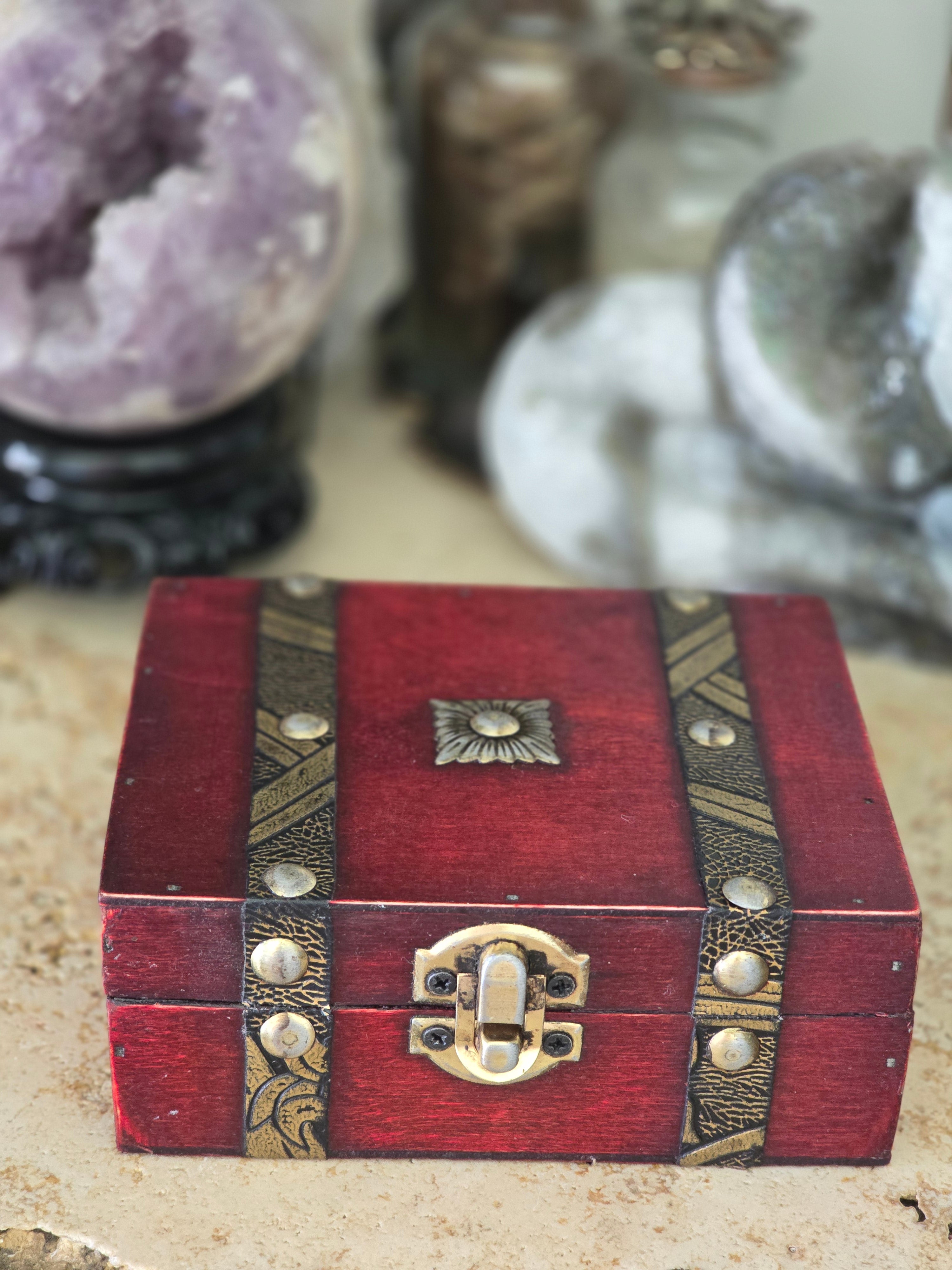 Treasure Chest Mystery Scoop | Australia | Crystal Collection | Gift Set