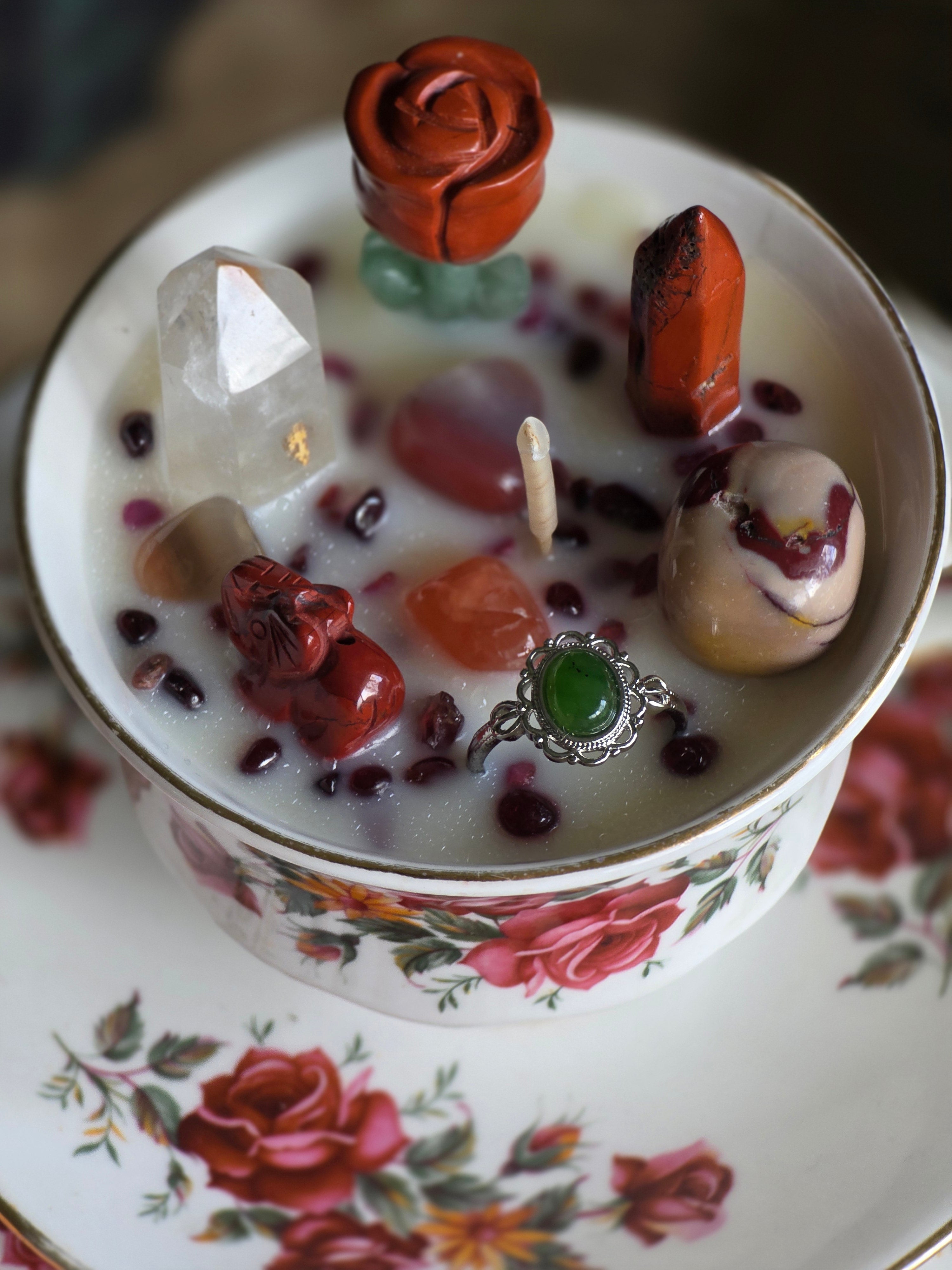 🌹 Enchanted Rose Treasure Teacup Candle
