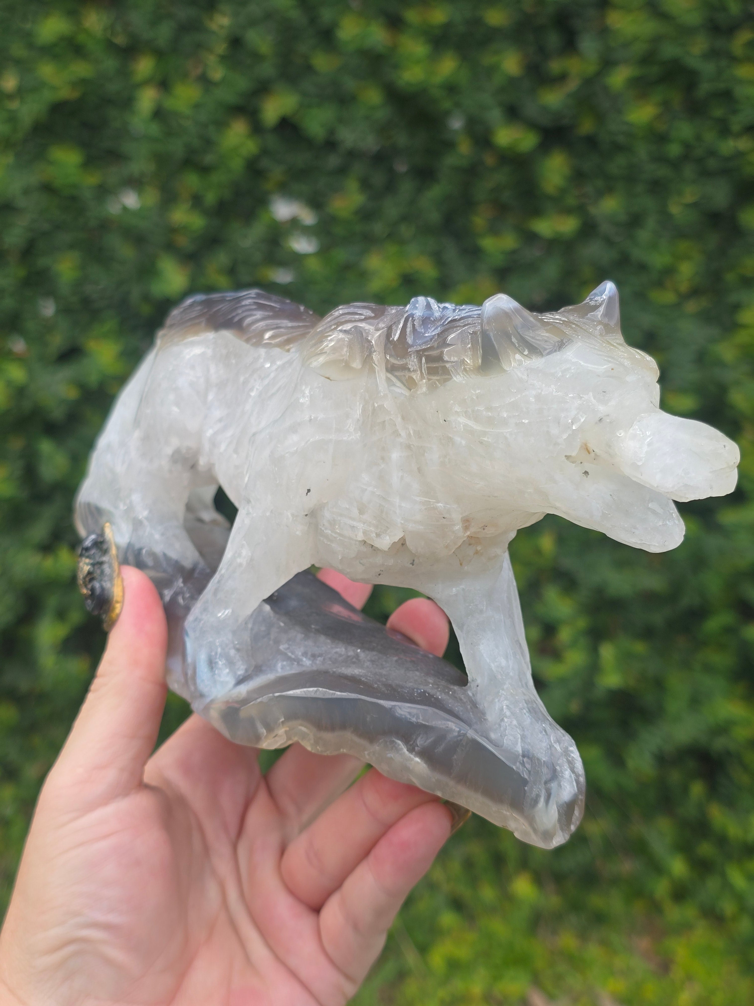 Moss Agate Wolf