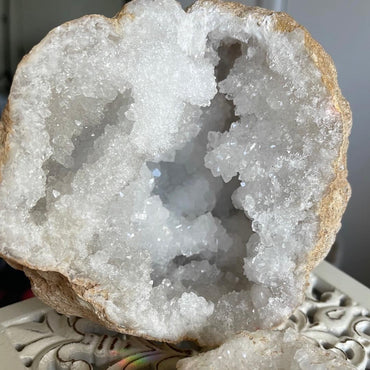 Crack Your Own Giant Geode | Break Your Own Quartz | Thunder Egg Hunt Activity