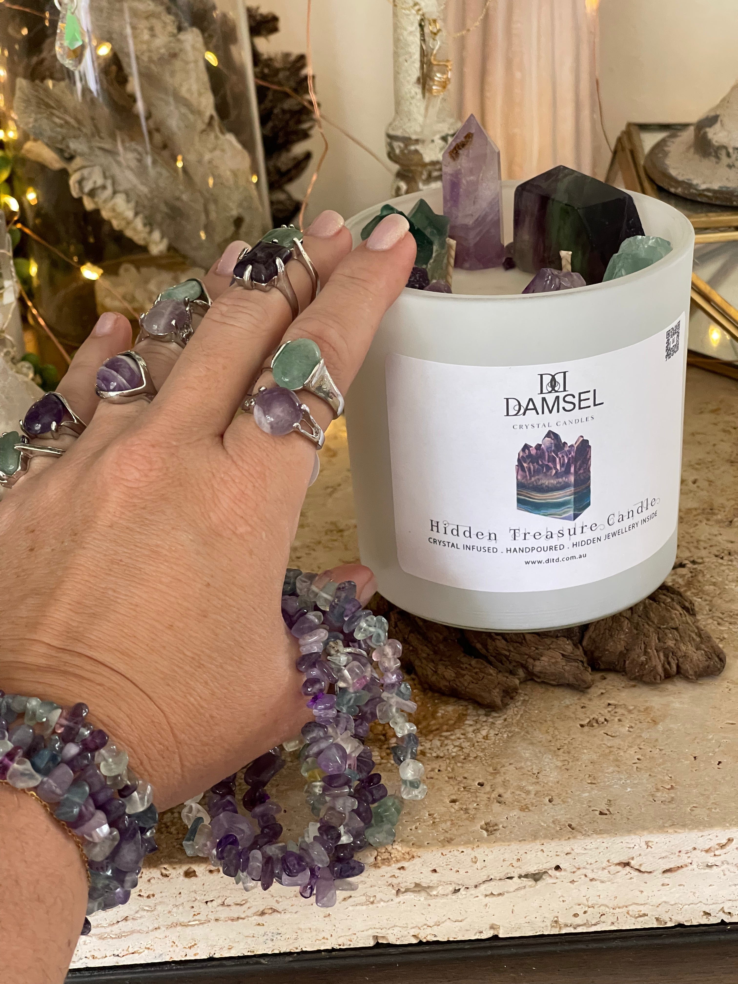 Swarovski candle online with ring inside