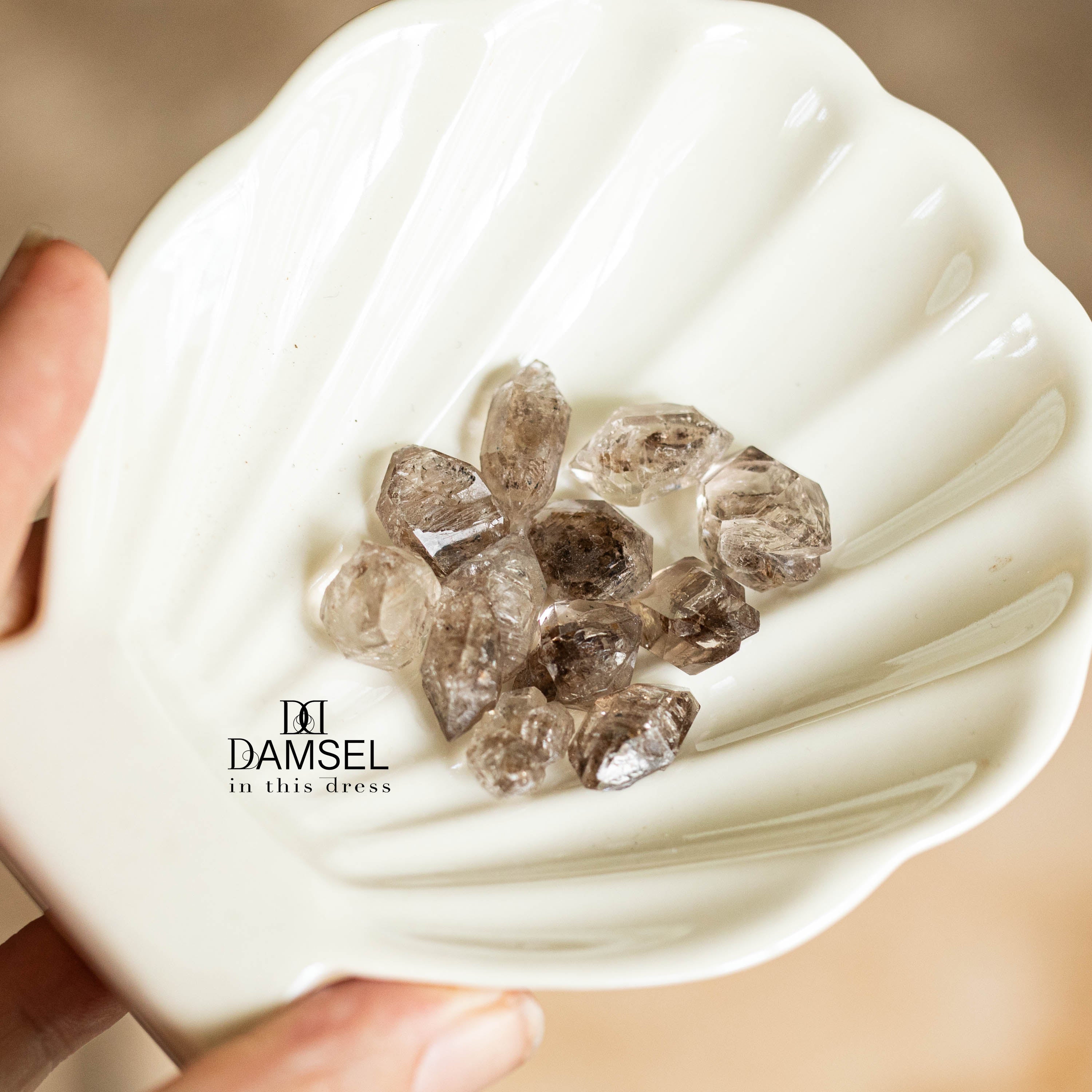 High Quality Rare Petroleum Diamond Quartz Crystals